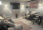 Location vacances Belper - Courtyard Holiday Apartments-4