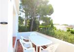 Villa Espaciosa con Jardín Cerca de la Playa - Es-228-168