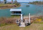 Location vacances Petersburg - The Bungalow Pool Dock Kayaks & Game Room-2