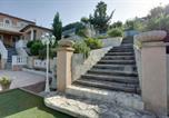 Location vacances Bagnols-en-Forêt - Villa élégante à Fréjus, Piscine-2