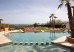 Hôtel 4 étoiles Saint-Cyprien - Grand Hôtel Les Flamants Roses Thalasso & Spa-1