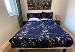 Location vacances  Hauts-de-Seine - Appartement Marceau Courbevoie-2
