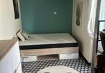 Location vacances Saintes - Appartement chaleureux au cœur de la ville-3