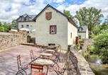 Location vacances Eschfeld - Cozy Home In Irrhausen With Sauna-1