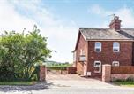 Location vacances  Gare d'Hereford - 2 Stanley Villas-2