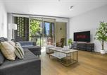 Location vacances Sydney - Center of Sydney 2 Bedroom Apartment with Balcony-1