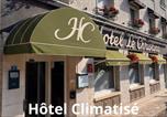 Hôtel Farges-en-Septaine - Logis - Le Christina-1