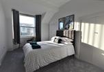 Location vacances  Gare de Sunderland - Dwell Living Stylish 4bd Home-4