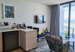 Location vacances Muizenberg - Wavescape Chic Seaside Stay-4