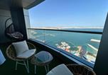 Location vacances Manama - Luxury Romantic Sea View Apartment.-2