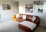 Location vacances  Australie - Modern Seaside Boho incl Breakfast-2