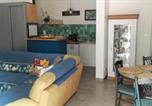 Location vacances Valréas - L'Empire D'Essences Appartement-1