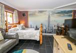 Location vacances Tower bridge - Pentre Country Studio-4