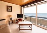 Location vacances  West Flanders Province - Apartment in Middelkerke, Beach Views-1