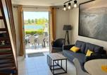 Location vacances Dives-sur-Mer - Charmant duplex 4 pièces avec piscine, parfait pour 6 personnes - Fr-1-487-338-4