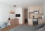 Location vacances Gare SNCF de Saint-Raphaël Valescure - Studio Climatisé 2/3 Pers - Proche Plage et Commerces - Wifi Gratuit - Fr-1-466a-18-1