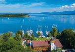 Hôtel Le lac du Chiemsee et ses îles  - Yachthotel Chiemsee Gmbh-1