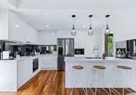Location vacances Toowong - Park Ave Retreat - 3 Carparks, Wifi, Bbq, King Bed-3
