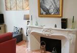 Location vacances Chaveignes - Appartement charmant au cœur de Richelieu - Fr-1-381-663-4