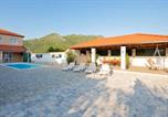 Location vacances Ravča - Villa Zara with heated Hydromassage-Pool-4