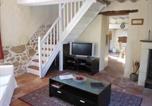 Location vacances  Deux-Sèvres - Closerie Les Roches - Charming and spacious 2 bedroom cottage-4