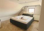 Location vacances Stuttgart - Small House park free at street-1