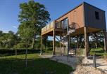 Camping Vienne - Camping Sandaya Village Flottant de Pressac-2