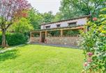 Location vacances Amelia - 2 Bedroom Awesome Home In Orte-2