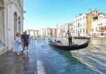 Location vacances Venise - Lovely Apartment In Venezia With Wifi-4