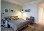 Location vacances Victoria - Urban Stay With Balcony And In-Unit Laundry-3