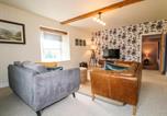 Location vacances Ashbourne - Apartment at The Old Dog, Thorpe-3