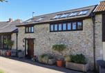 Location vacances Wootton Fitzpaine - The Dairy-1