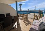 Location vacances  Cadix - Livingtarifa Apartamento Guacamayo-1