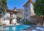 Location vacances Trois châteaux, muraille et remparts du bourg de Bellinzone - Mille Colline la Casa 1 duplex - Happy Rentals-2