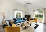 Location vacances Asnelles - House of Travels - Proche Plage-1
