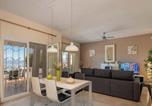 Location vacances Alhaurín de la Torre - 3-bedroom apartment with private garden and terrace-4