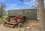 Location vacances College Station - Blitzen - Reindeer Ranch at Round Top cabin-1