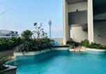 Location vacances Colombo - Colombo Skyline Luxury Apartments at Tri-Zen - Pool and Amazing City Views-1