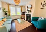Location vacances Newton St Loe - The Avenue - Sleeps 9 -Close2city - Free Parking-1
