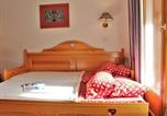 Location vacances Risoul - Appartement 2p 6 couchages, proche pistes, balcon, parking, animaux Ok - Fr-1-330-226-4