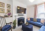 Location vacances Cheltenham - Central 3 Bedroom Home for 7 Guests-1