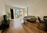 Location vacances Bracknell - 1 Bed Serviced Apartment Bracknell 5 mins from station-1