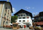 Location vacances Megève - Appartement au cœur de Megève avec terrasse, cheminée, 3 chambres, wifi et linge inclus - Fr-1-453-311-4
