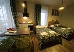 Hôtel Destné v Orlických horách - Tajemniczy Ogród Szczytna - Bed & Breakfast-2