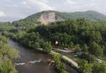 Location vacances Sylva - Kimble - Riverfront, Hiking, Fishing, 20 min to Smoky Mountains!-4