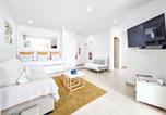 Location vacances  Barrage de l'Arade - Apartment Praia Rocha Vista Mar Sand-3