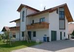 Location vacances Seekirchen am Wallersee - Ferienwohnungen auf dem Paulbauernhof-1