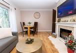 Location vacances  Gare de Cheltenham - Comfortable 2br Home Free Parkingprivate Garden-3