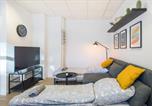 Location vacances Hamburg - Spacious Two Br Close To Stadtpark and Street Parking-3