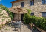 Location vacances Gaiole in Chianti - Casacorvo Minore at Borgo Gaiole-2